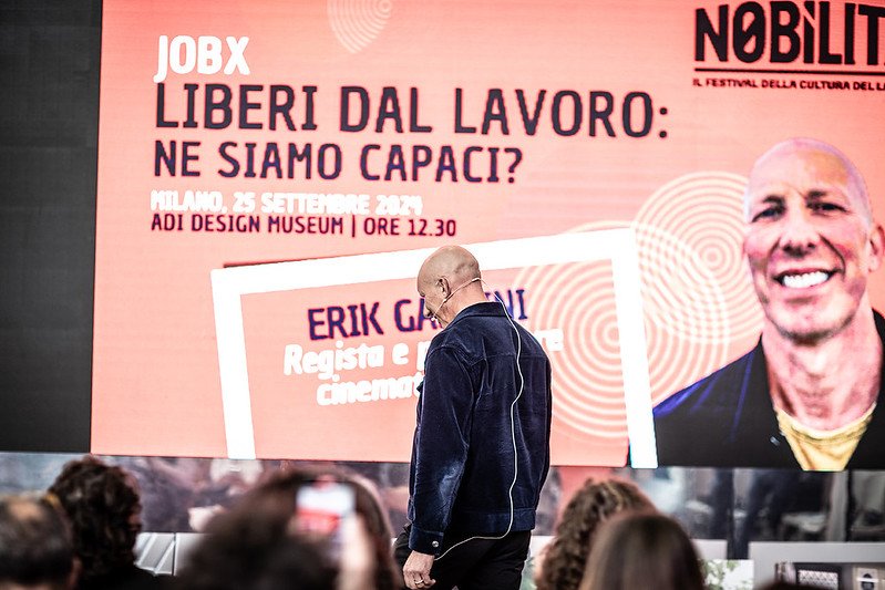 Erik Gandini sul palco di Nobìlita 2024, a Milano